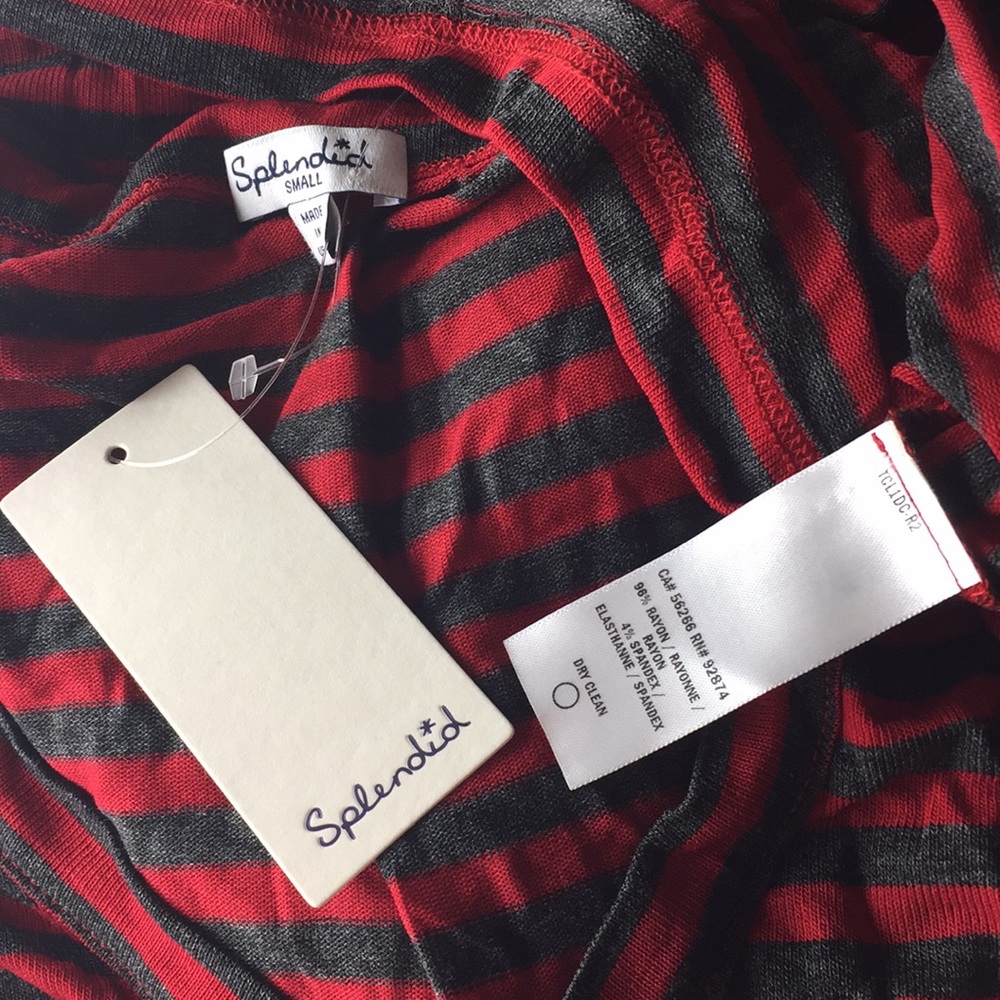 SPLENDID Size SMALL V-Neck Striped Tee Cozy Thin-Stripe Red/Gray $48 NEW - Picture 7 of 8